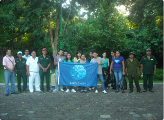 Promoción de programas empresariales de certificación ambiental.